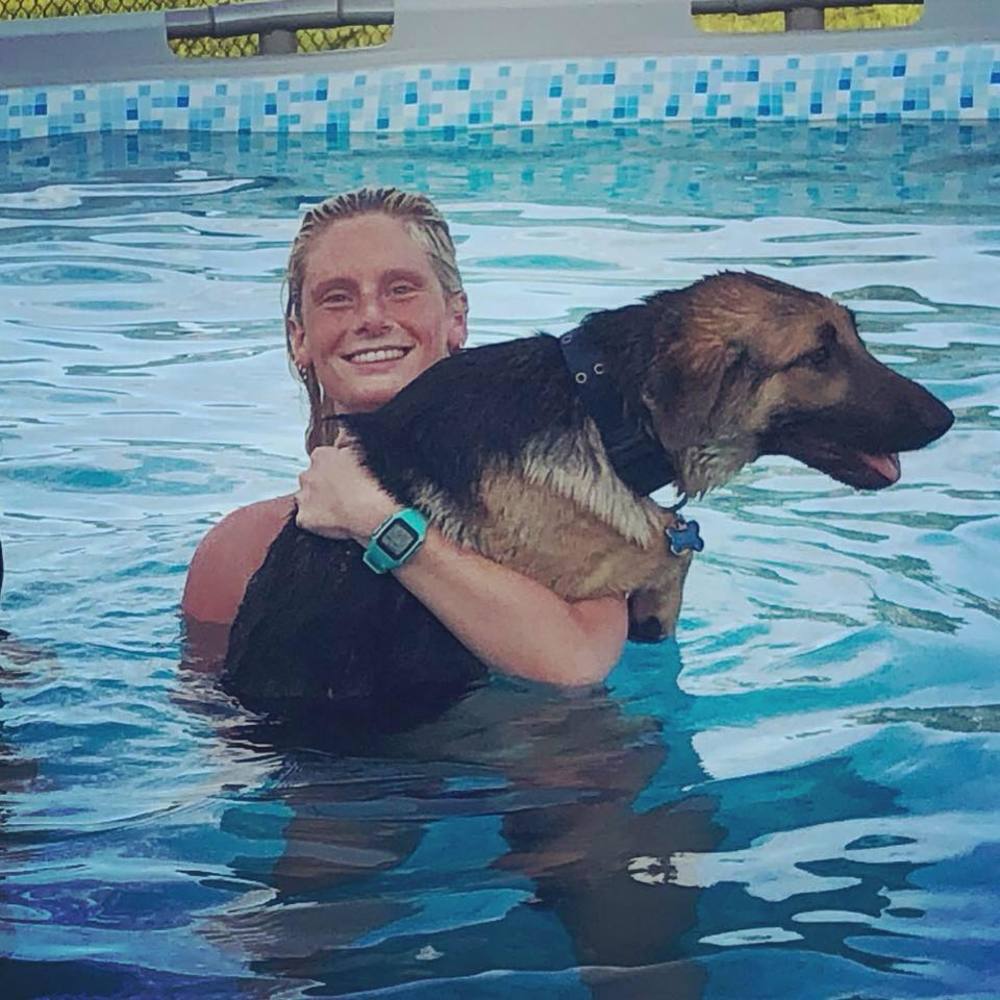 Meet your Posher, Alexis